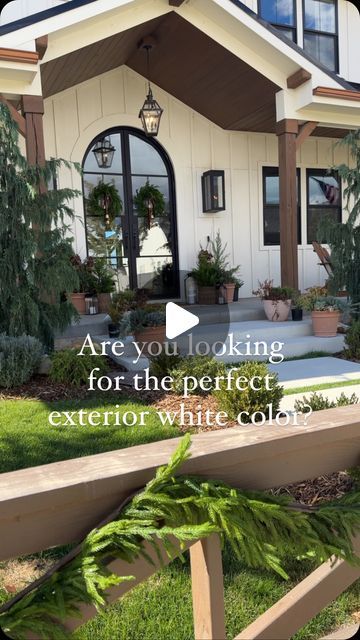 Shelby Masson | Home + Lifestyle Design on Instagram: "We searched for the perfect “White” when building our custom home.   No joke, we probably sampled 15-20 different versions all over the exterior of our home first.   Our favorite was CREAMY ✨ by @sherwinwilliams 🙌🏻 It was the perfect balance of a rich off white that was rich with not a lot of yellow undertone.   Want to shop our exterior?  Comment SHOP below to receive a DM with the link 🔗 to shop this post on my LTK ⬇ https://liketk.it/4WLW1  #exterior #exteriordesigns #exteriorpainting #exteriorpaint #interiordesign #modernfarmhouse #farmhouse #farmhouses_of_insta #farmhousechristmas #exteriordecor #homesofinstagram #homesofinsta #homeinspiration #europeanfarmhouse #europeanhome #ltkseasonal #ltkholiday #ltkhome" Magnolia Homes Exterior, White Stucco House, Stucco House, Old World Home, Stucco Homes, European Farmhouse, Homes Exterior, European Home, Magnolia Homes