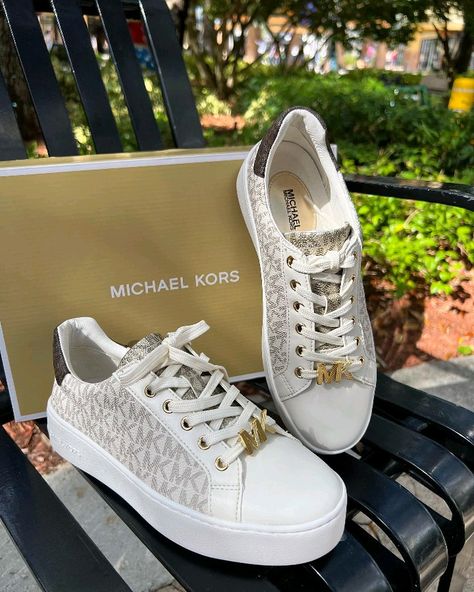 Girly Shoes Sneakers, Girly Sneakers, Michael Kors Clothes, Shoe Refashion, Pretty Sneakers, Michael Kors Sneakers, Colorful Sneakers, Fancy Shoes, Girly Shoes