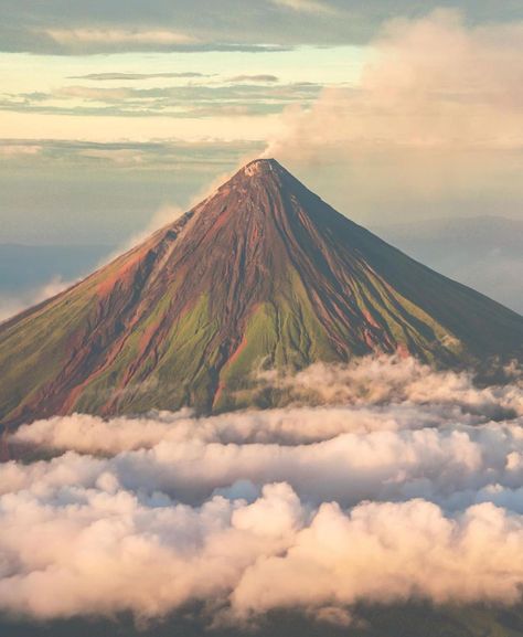 Active Volcanoes In The Philippines, Municipal Hall, Mayon Volcano, Asia Map, Active Volcano, The Pride, Travel List, The Philippines, The View