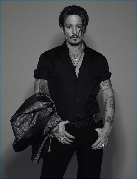 جوني ديب, Johnny Depp Style, Kaptan Jack Sparrow, Johnny Depp Fans, Johnny Depp Pictures, Johnny D, Here's Johnny, Gossip Girls, Photographie Portrait Inspiration