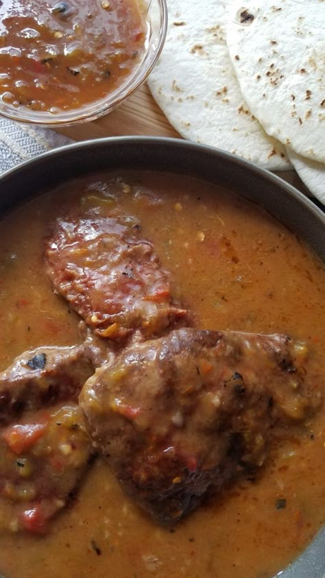 New Mexico Caldillo Style Steaks - Powered by @ultimaterecipe Albondigas Soup Recipe Mexican, Hatch Green Chile, Mexican Beef, Beef Casserole Recipes, Easy Eat, Mexican Cooking, Hispanic Food, Tex Mex Recipes, Sirloin Steaks