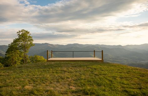 North Carolina Elopement Locations, Cheap Mountain Wedding, Mountain Wedding Venues North Carolina, Mountain Airbnb Wedding, Wedding Venue North Carolina, Mountain Wedding North Carolina, Asheville Wedding Venues, North Carolina Wedding Venues, Mountain House Wedding