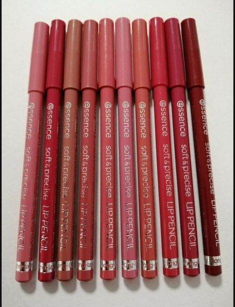 Essence New Products, Essence Lip Liner, Essence Lip Gloss, Lip Liner Collection, Essence Products, Pencil Lipstick, Makeup Pencil, Popular Makeup, Cute Nail Polish