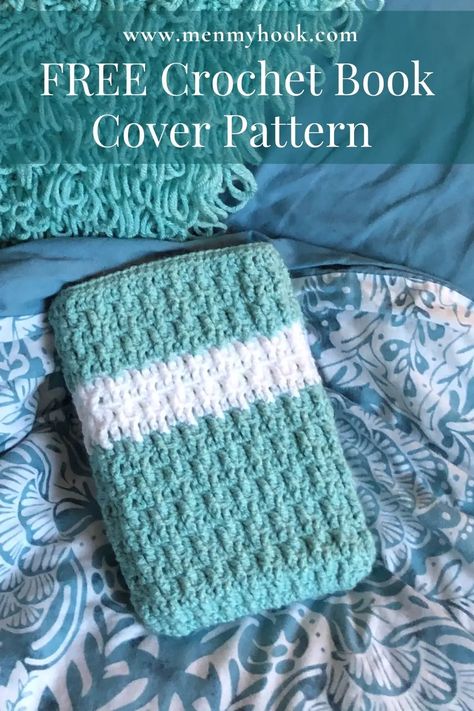 Make your own easy crochet book cover today with the Marian Bay Book Cover Pattern. Simple and stylish this pattern works up quickly and is available for FREE on my blog Crochet Bible Cover Free Pattern, Crochet Book Cover Pattern, Book Case Crochet, Crochet Bible Cover, Crochet Book Sleeve Free Pattern, Crochet Book Sleeve Pattern, Book Cover Pattern, Crochet Book Sleeve, Crochet Book Cover