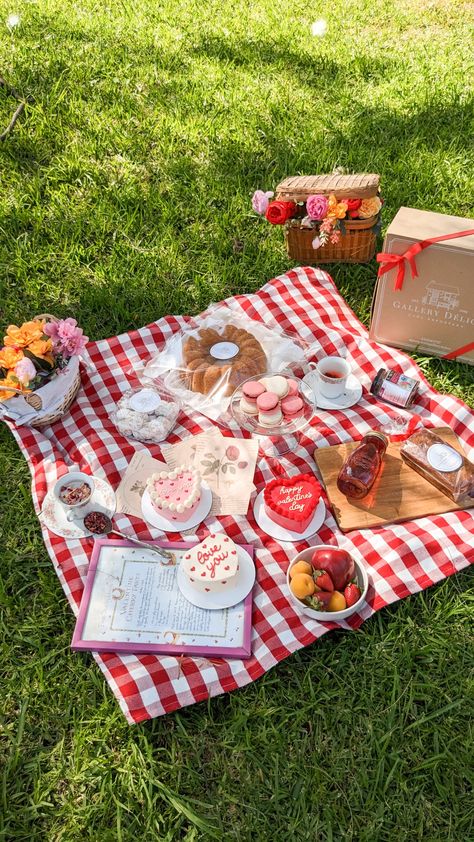 Picnic San Valentin, Cherry Tart, Valentine Day Love, Teenage Dream, Sweet 16, Happy Day, Birthday Decorations, Valentines Day, Lily