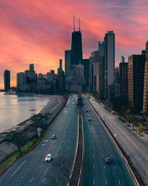 Lake Shore Drive Chicago, Lake Shore Drive, Lake Shore, My Kind Of Town, Chicago Illinois, Chicago Il, Illinois, New York Skyline, Places To Visit