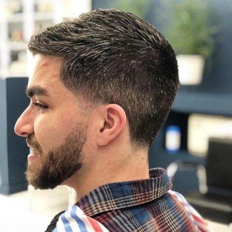 Fade Haircut Curly Hair, Top Hairstyles For Men, Great Haircuts, Top Hairstyles, Corte De Cabelo Masculino, Mens Haircuts Short, Mens Cuts, Fade Haircut, Haircuts For Men