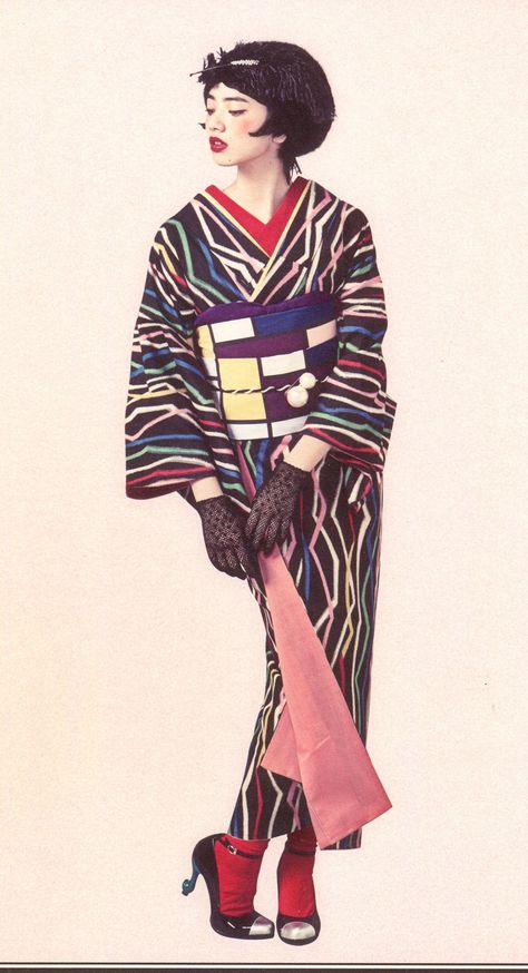 Japanese Fashion Trends, Kimono Modern, Modern Kimono, Blossom Season, Kimono Japan, Nana Komatsu, Yukata Kimono, Kimono Design, Japan Kimono