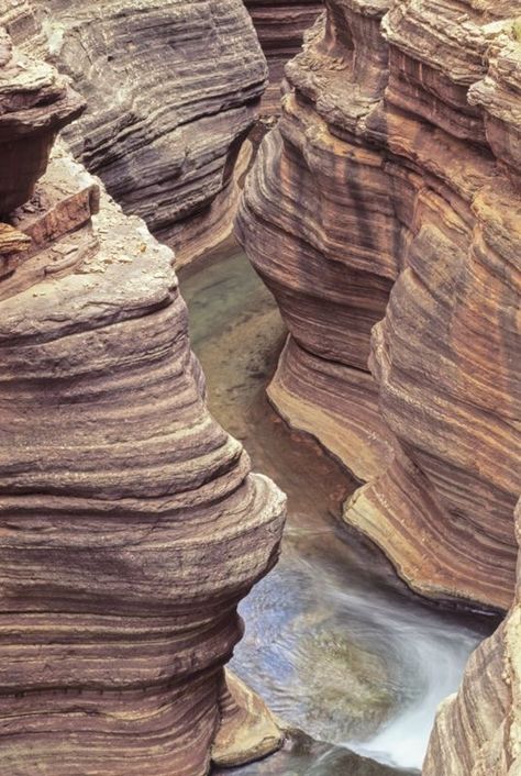 Sedimentary rocks are found on the western part of Singapore, which is mainly made of sandstone and mudstones. It also includes the southwestern area. Singapore's natural deposits are classified under 10 geological formations. Stratigraphy Geology, Cross Bedding, Geology Aesthetic, Geology For Kids, Rocks Formation, Sedimentary Rock Formation, Geology Rocks Mineral, Chalkboard Drawing, Rocks Nature