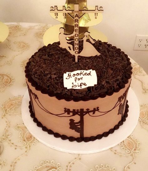 Groomsman Cake Ideas, Lineman Grooms Cake Wedding Ideas, Small Grooms Cake, Country Grooms Cake, Lineman Grooms Cake, Grooms Cake Lineman, Lineman Cake Ideas, Simple Grooms Cake, Groomsman Cake Hunting