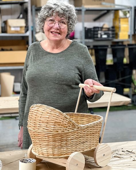 Yesterday in Givat Brenner, we held another toy pram weaving workshop. 9 participants created their charming prams - each with its own character and mood. Swipe through the carousel to see the results! 🧺✨ To sign up for upcoming workshops, message Tatiana: +972 54-924-5444 #WillowWeaving #WickerPram #WeavingWorkshop #HandmadeInIsrael #GivatBrenner #CraftWorkshop #WillowCraft #WickerArt #WeaveWithWillow #IsraeliCrafts #HandweavingArt #WillowWork #CreativeCraft #ArtisanWork #WickerToys #קלי... Weaving Workshop, Pram Toys, Willow Weaving, Crafts Workshop, Creative Crafts, Carousel, Hand Weaving, Weaving