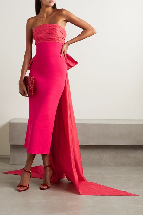 Oscar De La Renta Bow-embellished Taffeta-trimmed Stretch-knit Gown In Red | ModeSens Knit Gown, Bridal Styling, Boujee Outfits, Greece Wedding, Couture Dress, African People, Taffeta Dress, Dressy Dresses, Stunning Outfits