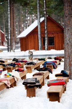 blankets to stay warm! Outdoor Winter Wedding, Wedding Oregon, Wedding Fotos, Snow Wedding, Ceremony Seating, Winter Wedding Inspiration, Winter Wonderland Wedding, Winter Blankets, Wedding Ceremonies