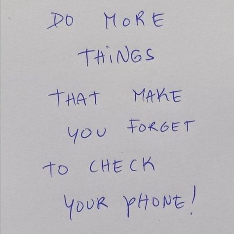 The art of being present. “Do more things to make you forget to check your phone” <3 Being Present, Bullet Journal Diy, Pure Happiness, Things To Make, Pretty Words, Do More, Make It Yourself, Quotes, Art