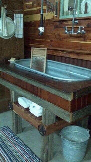 Love this idea! Alape Bucket Sink, Bucket Sink, Water Trough, Casa Country, Rustic Bathrooms, Utility Sink, Cabin Life, Bath Room, Rustic Bathroom