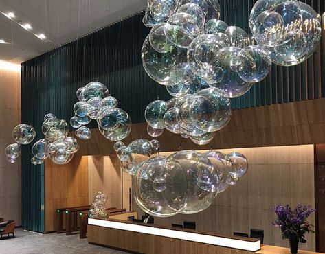 Wallpaper Contemporary, Bubbles Wallpaper, Glass Installation, Contemporary Glass Art, Blown Glass Art, Soap Bubbles, Glass Artwork, The Bubble, Contemporary Glass