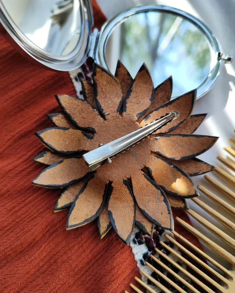 🌻Tooled leather barrette in the shape of sunflower. A lot of work and effort has gone into this handmade sunflower ornament. 🌻We often like to decorate the house with flowers. But you can also decorate yourself with sunflower! You don't need to pick flowers for this, because I offer a sunflower that will never fade, made of natural leather. 🌻This leather sunflower can be used not only as a hair clip, but also as an accessory to your outfit. 💰Price - 40$ 🛫Free WORLDWIDE shipping ➡️ It is ... House With Flowers, Leather Sunflower, Pick Flowers, Handmade Sunflower, Tooled Leather, Leather Tooling, Natural Leather, Hair Clip, The House