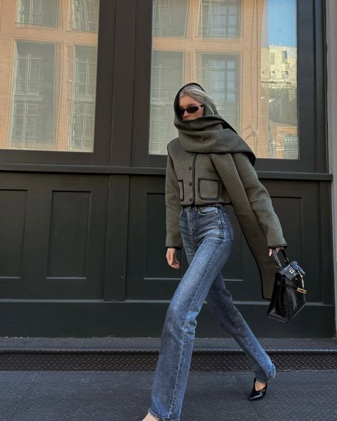 All Posts • Instagram Elsa Hosk Street Style, Elsa Hosk Outfits, Elsa Hosk Style, Swedish Model, French Style Clothing, Casual Holiday Outfits, Best Winter Outfits, Fall Winter Trends, Outfits To Wear