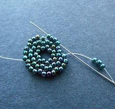 Jewelry Making Ideas, Beadwork Tutorial, Brick Stitch Earrings, Muscle Memory, Bead Weaving Patterns, Seed Bead Tutorial, Bead Embroidery Jewelry, Beaded Bracelet Patterns, Beaded Jewelry Patterns