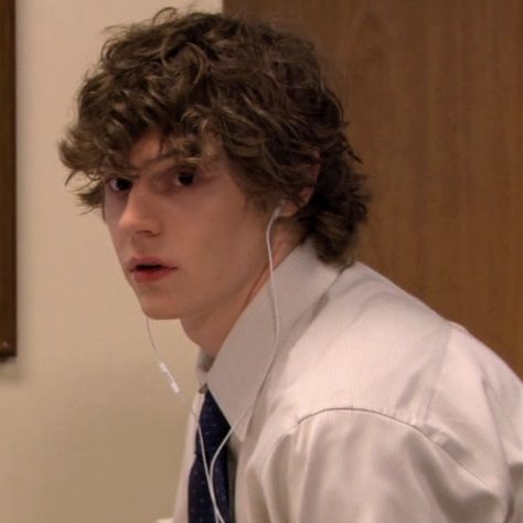 Evan Peters - Luke Cooper Evan Peters Aesthetic Icon, The Office Evan Peters, Alex Adult World Evan Peters, Luke Cooper The Office, Evan Peters The Office, Evan Peters Pfp, Cooper Day, Luke Cooper, Evan Peters Icons