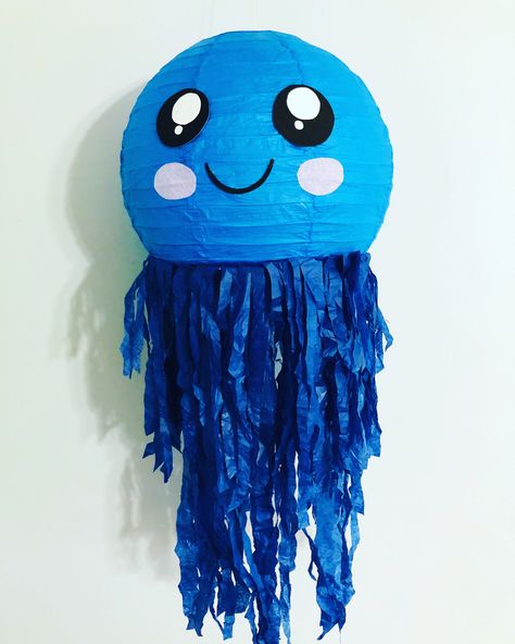 Jellyfish Lantern, Roof Decoration, Ocean Party, Birthday Kids, Library Ideas, Classroom Themes, 5th Birthday, Jellyfish, Sea Creatures