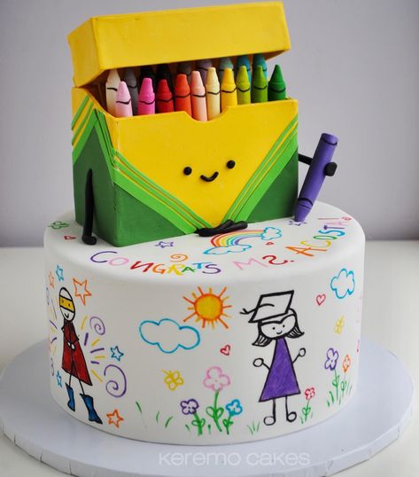 Kinder Graduation Cake, Crayon Cake, Crayola Birthday Party, Art Party Cakes, Rainbow Bagels, Crayon Birthday Parties, Graduation Teacher, Teacher Cakes, Mousse Cakes