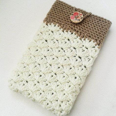 Crochet Tablet Case, Crochet Ipad Case, Crochet Laptop Case, Light Brown Top, Purse Covers, Cotton Baby Blankets, Tablet Sleeve, Accessories Handmade, E Reader