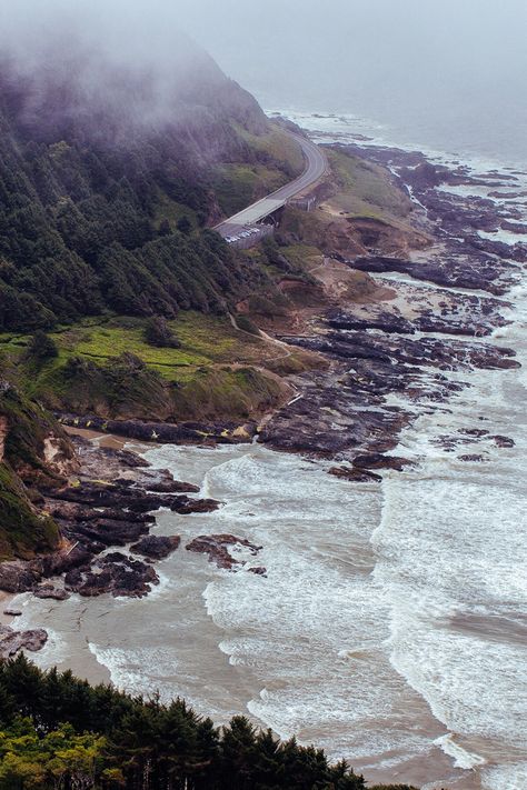 Pacific Northwest Tide Pools, Cape Perpetua Oregon, Pnw Winter, Pnw Coast, Travel Itinerary Planner, Oregon Road Trip, Road Trip Map, Itinerary Planner, Painted Hills