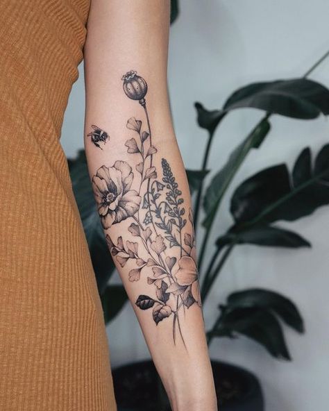 Ola Grigorev | tattoo artist on Instagram: "Cute addition to the existing tattoo, thank you for coming from Vermont❤️ #floraltattoo #flowerstattoo" Viburnum Flower Tattoo, Virgo Tattoo Flower, Vermont Tattoo Ideas, Vermont Mountain Tattoo, Vermont Tattoo, Vermont Outline Tattoo, Random Tattoos, Wildflower Tattoo, Bath Time Fun