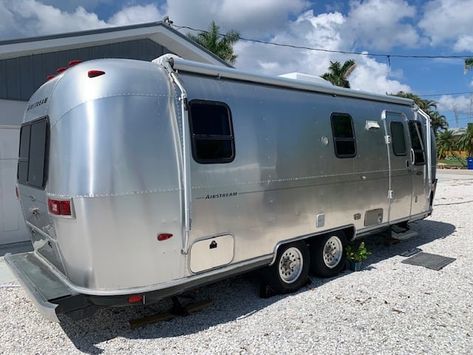 Gorgeous 25′ Airstream Safari! “Air-1″ is clean, neat and a real beauty! All appliances work as they should. AC blows cold and the hot water is hot. All bed linens stay with the Airstream stream. There are two singles in the rear and the couch folds out for an additional single bed (mattress included). Current […] Airstream Safari, Airstream Travel, Airstream For Sale, Airstream Travel Trailers, Airstream Trailers For Sale, Single Bed Mattress, Safari Decorations, Airstream Trailers, New Braunfels