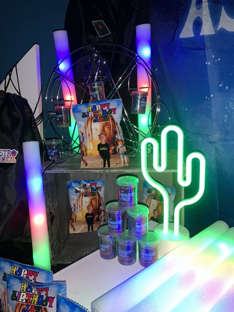 Concert Theme, Astro World, Travis Scott Concert, Themed Birthday Party, Travis Scott, Amusement Park, Theme Party, Birthday Party Themes, Party Themes