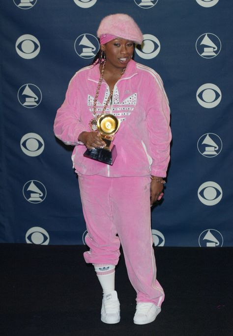 missy elliot Missy Elliot Costume, Missy Elliot, Grammys Red Carpet, Rae Sremmurd, Yo Gotti, Hip Hop Women, Missy Elliott, 90s Hip Hop Fashion, The Grammys