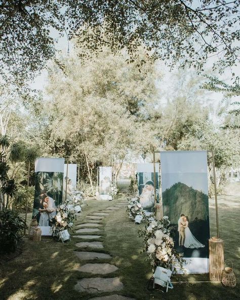 Wedding Moments Photography, Engagement Pictures Beach, Outdoor Wedding Backdrops, Wedding Gate, Fairytale Wedding Theme, Dream Wedding Reception, Amazing Wedding Photos, Wedding Entrance Decor, Foto Wedding