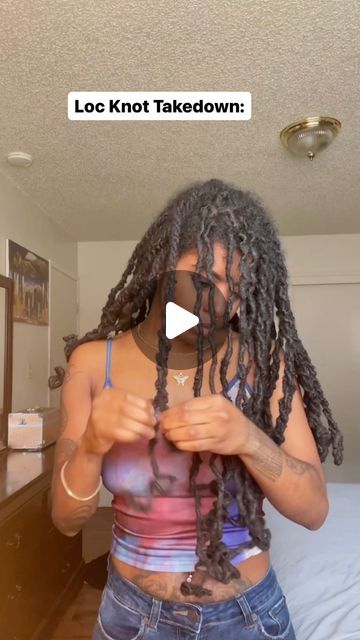 six | locs & 5D talks on Instagram: "loc knot takedown ✨⬇️✨ loc combs are now available at @neternaturals :D 👏🏾 all products used are @neternaturals 🌿 stream 𝒈𝒓𝒂𝒕𝒊𝒕𝒖𝒅𝒆 by me @nubeing666 🤎 #locs #locstyles #braidout #twistout #locstylesforwomen #womenlocstyles #loccommunity #starterlocs #longlocs #locsnation #locsjourney #loclivin #locjourney #locnation #locdhaircommunity #loclife #locslife #dreadlocs #dreadlocks" Long Freeform Locs, Twist Out On Locs, Braid Out On Locs, Loc Braidout, Loc Braid Out, Loc Knots Styles, Loc Updo Styles Short, Loc Knot Bob, 50 Locs