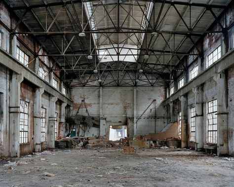 I dream of buying and converting a space like this into a home! Warehouse Interior, Modern Industrial Interior, Industrial Design Style, Abandoned Warehouse, Derelict Buildings, Abandoned Factory, The Creeper, Blurred Background Photography, Industrial Warehouse