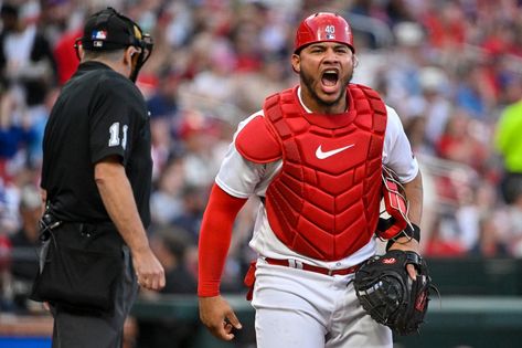 The St. Louis Cardinals Replace a Legend—but There’s a Big Catch - WSJ Willson Contreras, Cartoon News, Yadier Molina, Mike Trout, The Outfield, Free Agent, National League, College Sports, Meet The Team