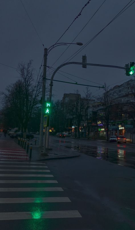 Real Life Background Aesthetic, Romania Aesthetic Dark, Moldova Aesthetic, Chisinau Moldova, Rainy Morning, Sunset City, City Vibe, Traffic Light, Morning Wedding