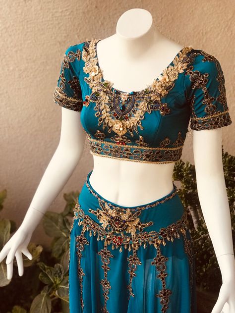 Arabian Ballet Costume, Nutcracker Arabian Costume, Nutcracker Ballet Costumes Arabian, Arabian Dance Costume, Arabian Outfit, Arabian Costume, Dancer Dress, Belly Dance Outfit, Disney Princess Fashion