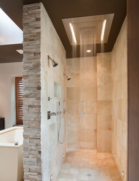 behind-tub-doorless-shower - Home Decorating Trends - Homedit Doorless Shower Design, Doorless Shower, Casa Clean, Luxury Master Bathrooms, Water Rain, Bathroom Shower Design, Bathroom Tips, Luxury Bathrooms, Dekorasi Kamar Tidur