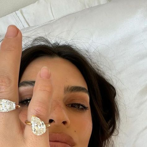 Emily Ratajkowski on Instagram: "divorce rings ©️ @alisonlou" Emily Ratajkowski Wedding Ring, Emrata Divorce Ring, Emrata Ring, Divorce Rings, Divorce Ring, Best Engagement Rings, March 19, Emily Ratajkowski, Wedding Things