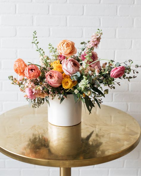 floral-arrangement-large Spring Wedding Tablescapes, Wildflower Centerpieces, Summer Flower Arrangements, Peony Arrangement, Rose Floral Arrangements, Large Floral Arrangements, Fall Floral Arrangements, Flower Vase Arrangements, Fall Wedding Centerpieces