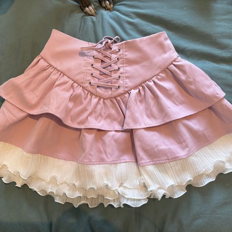 Shein Pink Ruffled High Waisted Skirt. Size Small. Never Been Worn And Still Has Tags! Pink Fairy Skirt, Fluffy Pink Skirt, Puppygirl Outfit, Cutecore Shorts, Pink Skirt Aesthetic, Skirt Outfits Pink, Cute Pink Clothes, Kawaii Tights, Frilly Clothes