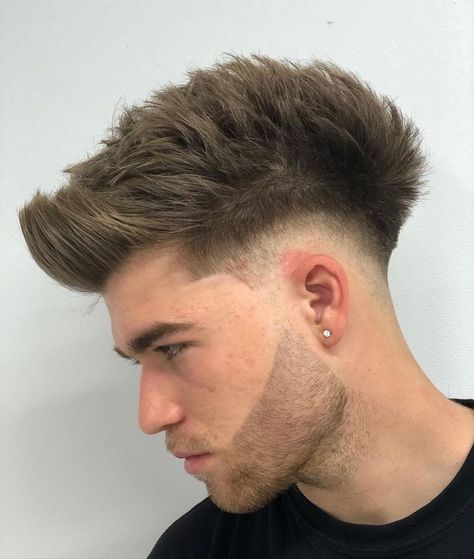 Hear Cut Boys, Hear Cut Men, Hear Style Men, Hear Cut, Faded Haircut, Haircut Ideas Trendy, Stylish Mens Haircuts, Hear Style, Undercut Fade