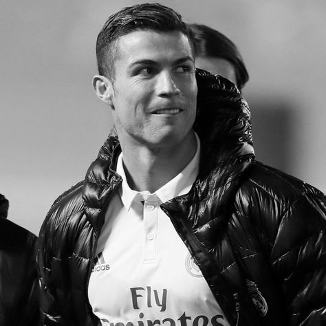 Ronaldo Hd Wallpapers, Ronaldo Hd, Cristiano Ronaldo Shirtless, Cr7 Football, Ronaldo Photos, Ronaldo Pictures, Cristiano Ronaldo Junior, 4k Pictures, Ronaldo Junior