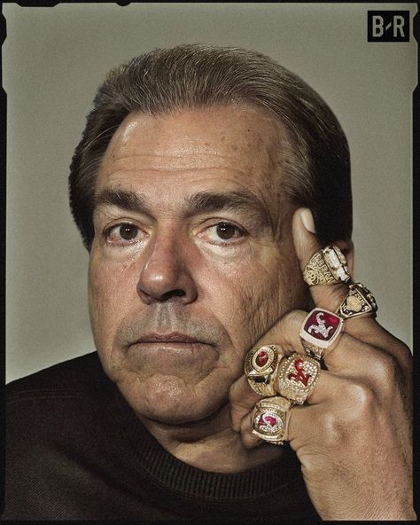 That's 6 for Saban with Bama 💍 | Bleacher Report Alabama Football Funny, Alabama Crimson Tide Football Wallpaper, Black Men Tattoos, Alabama Crimson Tide Logo, Bear Bryant, Alabama Football Roll Tide, Crimson Tide Fans, Bama Girl, Kobe Bryant Pictures