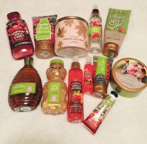 Apple Honey, Body Butter, So Happy, Whiskey Bottle, Dish Soap Bottle, Body Care, Champagne, Honey, Bubbles