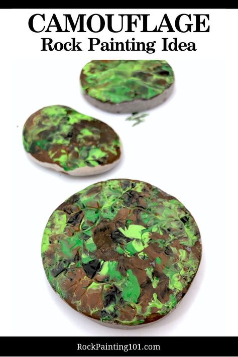 This camouflage painted rock is a great pattern to add to any armed forces rock, army rock, or patriotic rock. #rockpainting101 #camo #camouflage #paintedrock Camo Crafts, Patriotic Rocks, Rock Painting Idea, Painting 101, Rock Painting Tutorial, Rock Painting Ideas, Rock Painting Ideas Easy, Paint Rock, Rock Painting Designs