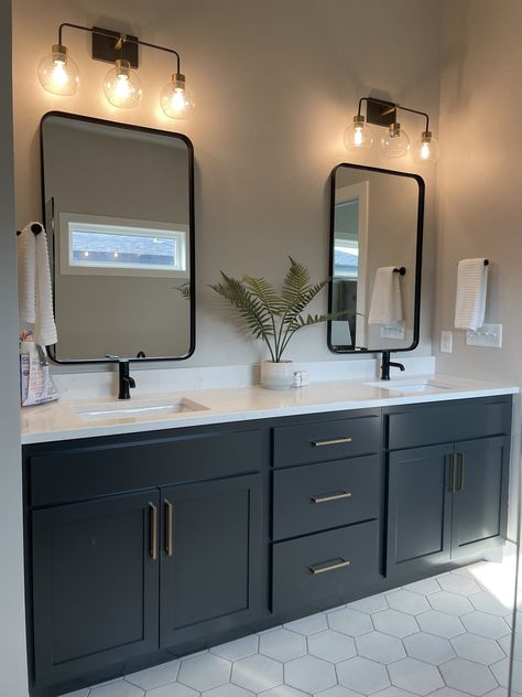 Black Floor White Vanity Bathroom, Bathroom Decor Black Vanity, Black White Green Master Bath, Iron Ore With Black Hardware, Bathroom With Black And Brass Fixtures, Bathroom Color Schemes Black Hardware, Guest Bathroom Ideas Black Vanity, Black White And Brass Bathroom, Black And Gold Accent Bathroom