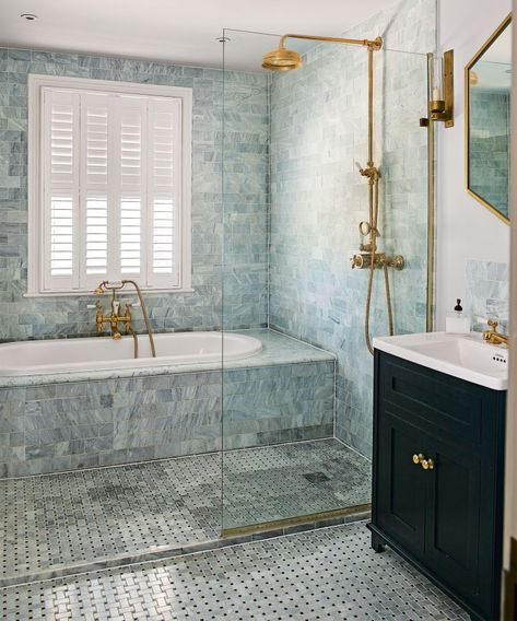 Wet Room Bathroom, Bathroom Showers, Farmhouse Shower, Great Bathrooms, Edwardian House, Gold Fixtures, Wet Room, Bathroom Ceiling, Large Shower