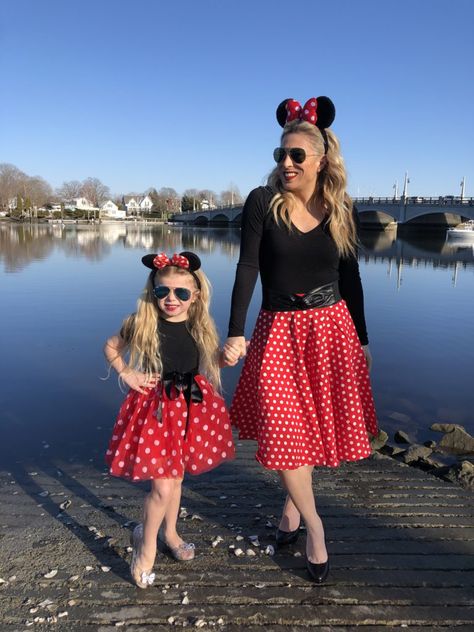 Disney Minnie Mouse Costume for Women Disney On Ice Outfit, Disney Mom Outfit, Ice Outfit, Minnie Mouse Costume Diy, Minnie Mouse Dress Toddler, Outfit Ideas Disney, Disneyland Ideas, Minnie Mouse Halloween Costume, Minnie Costume